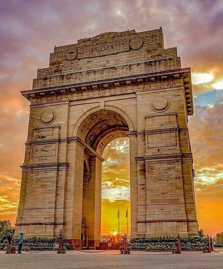 Lucknow to Delhi NCR